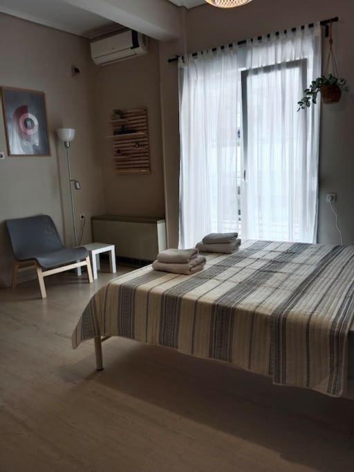 Cherry - Happyhostgr - Downtown Volos